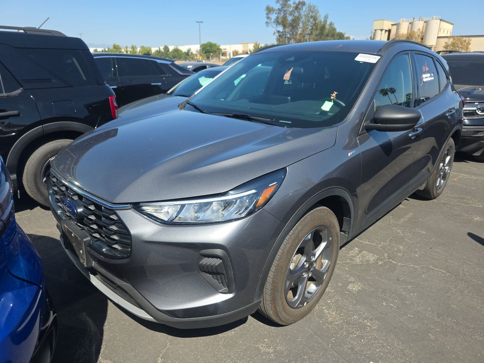 2025 FORD ESCAPE ST-Line 1