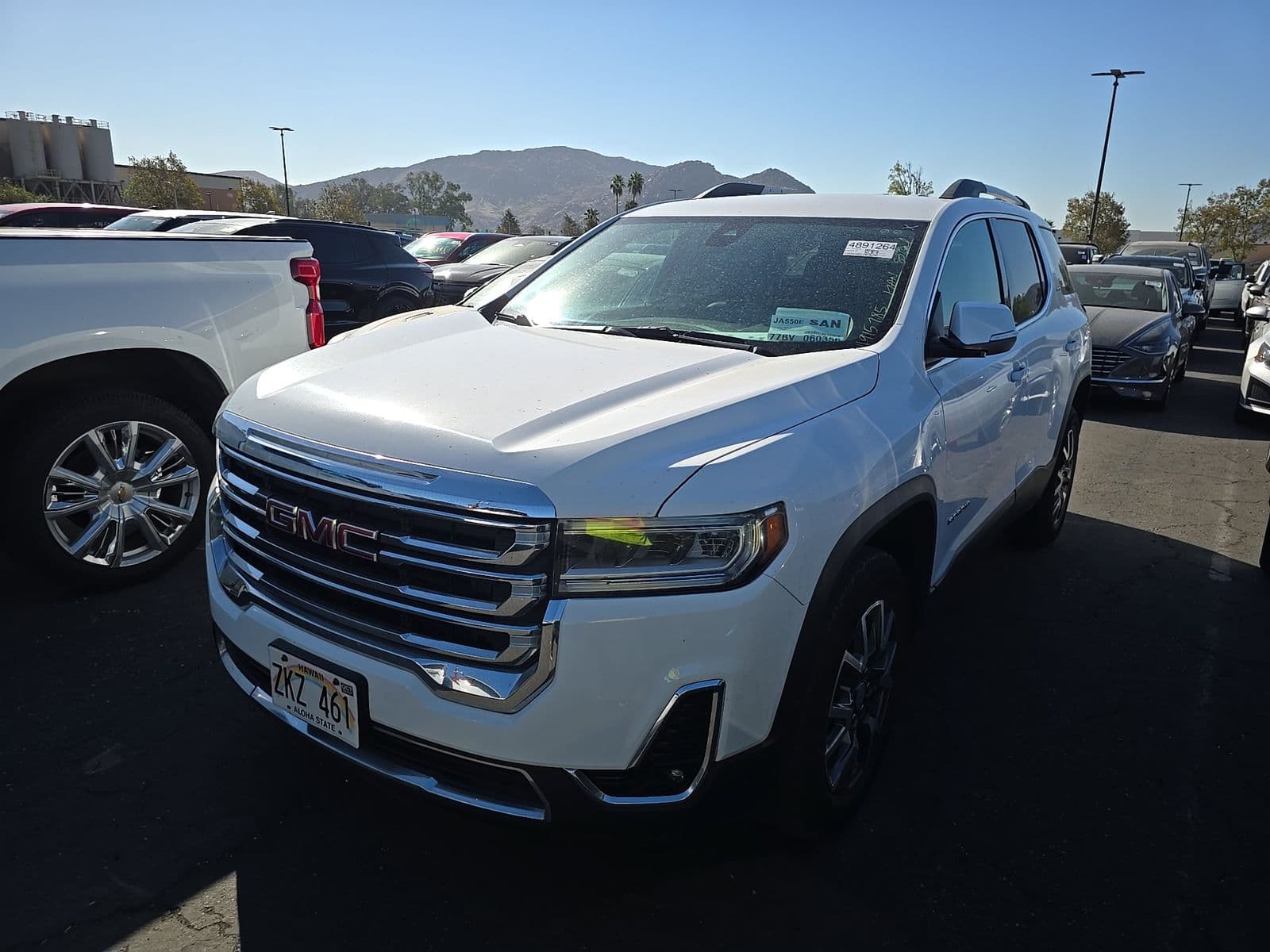 2023 GMC ACADIA SLT