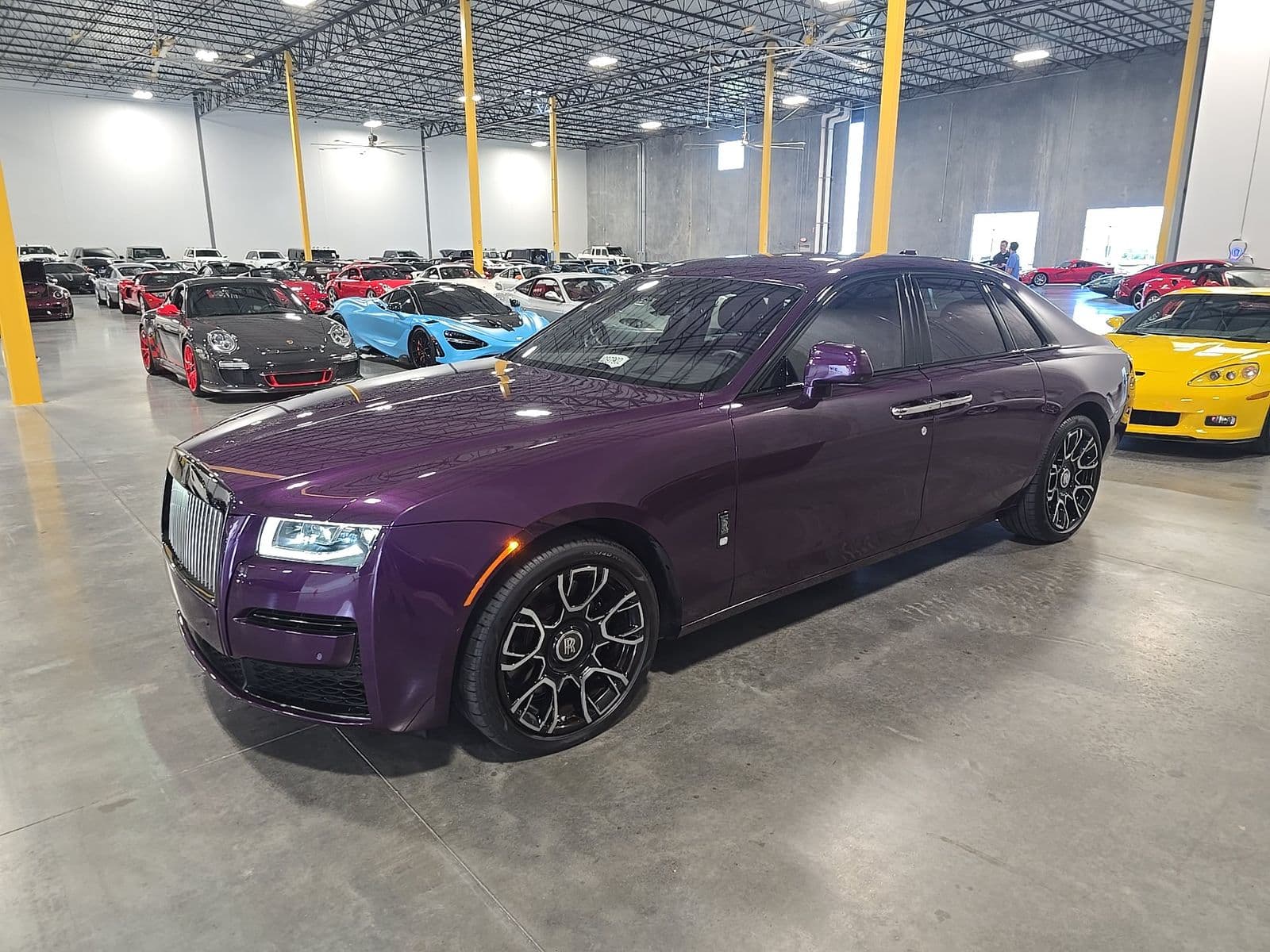 2023 ROLLS-ROYCE GHOST BLACK Badge
