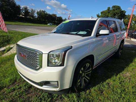 2017 GMC YUKON XL Denali 1