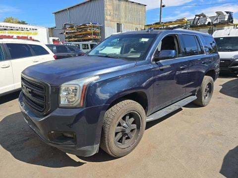 2017 GMC YUKON SLE 1