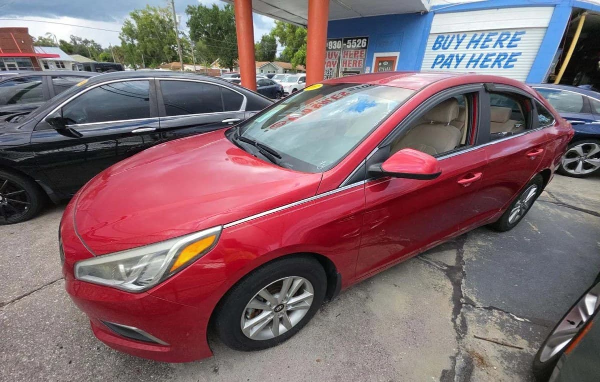 2017 HYUNDAI SONATA SE 1