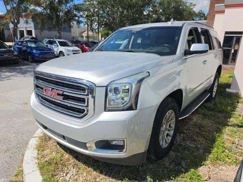 2017 GMC YUKON SLT 1