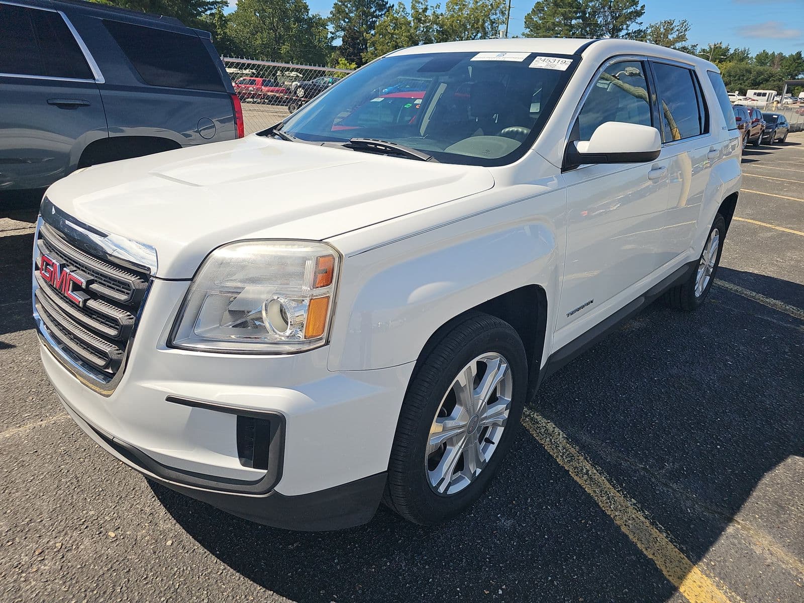 2017 GMC TERRAIN SLE 1