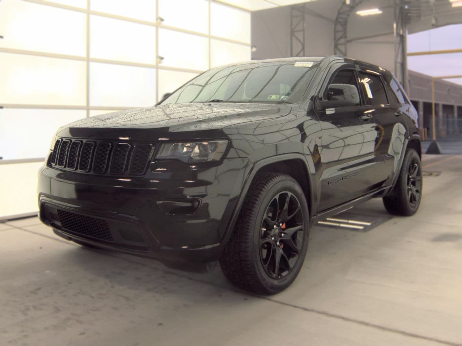 2018 JEEP GRAND CHEROKEE LAREDO ALTITUDE Edition