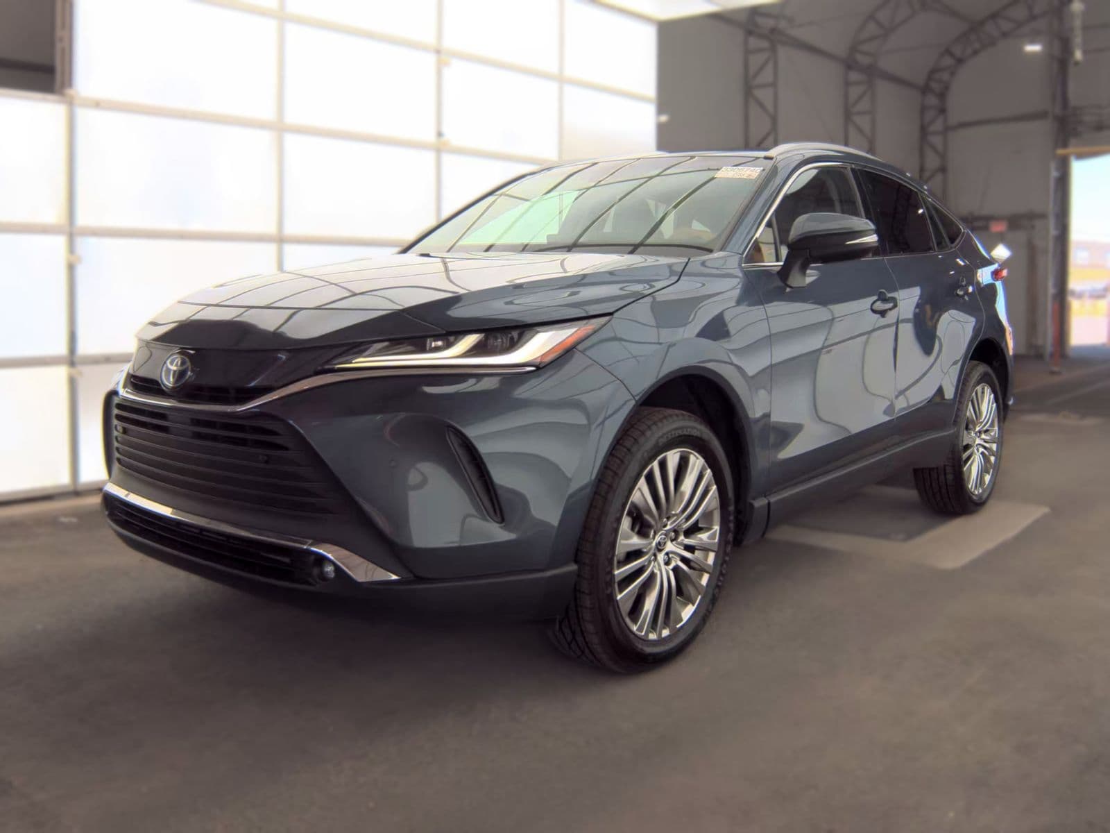 2023 TOYOTA VENZA XLE