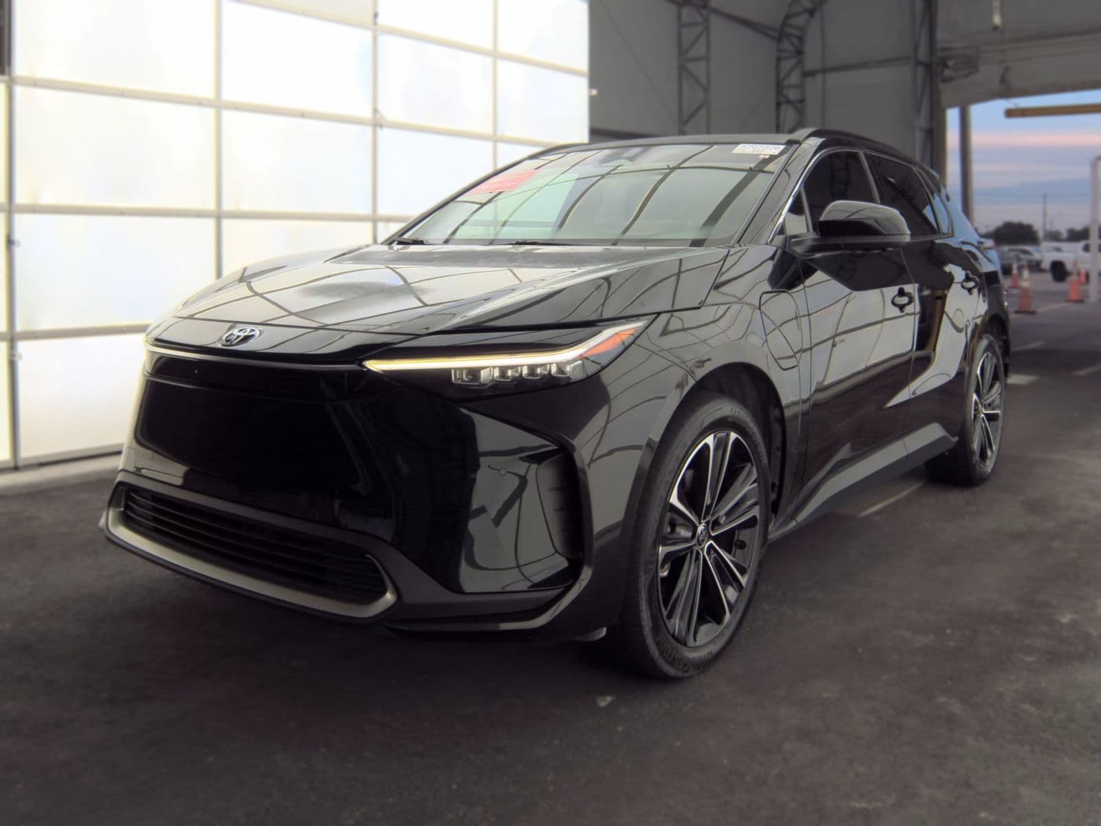 2023 TOYOTA BZ4X Limited