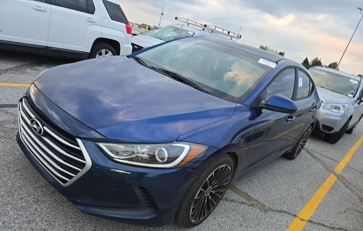 2017 HYUNDAI ELANTRA SE