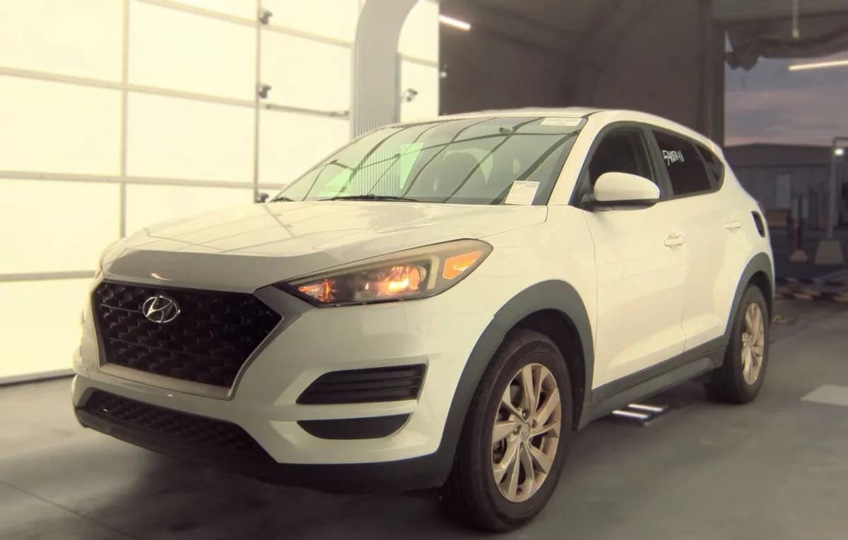 2019 HYUNDAI TUCSON SE