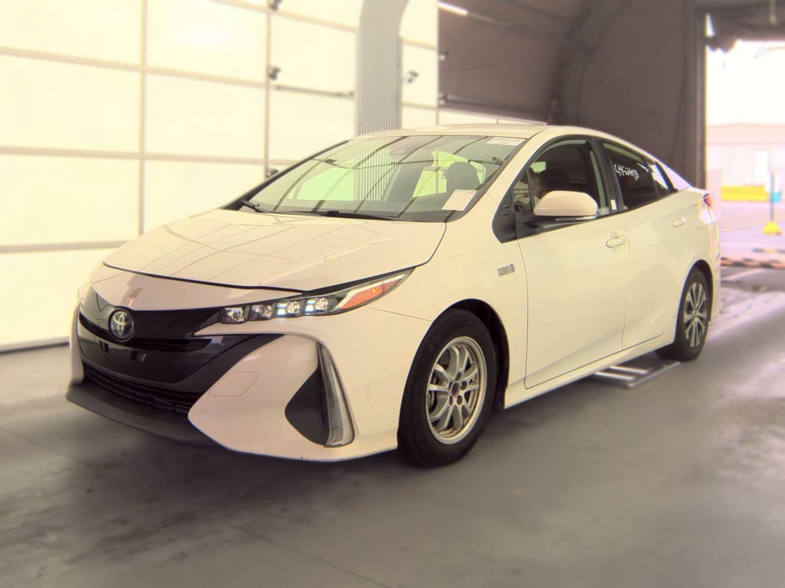 2021 TOYOTA PRIUS PRIME LE