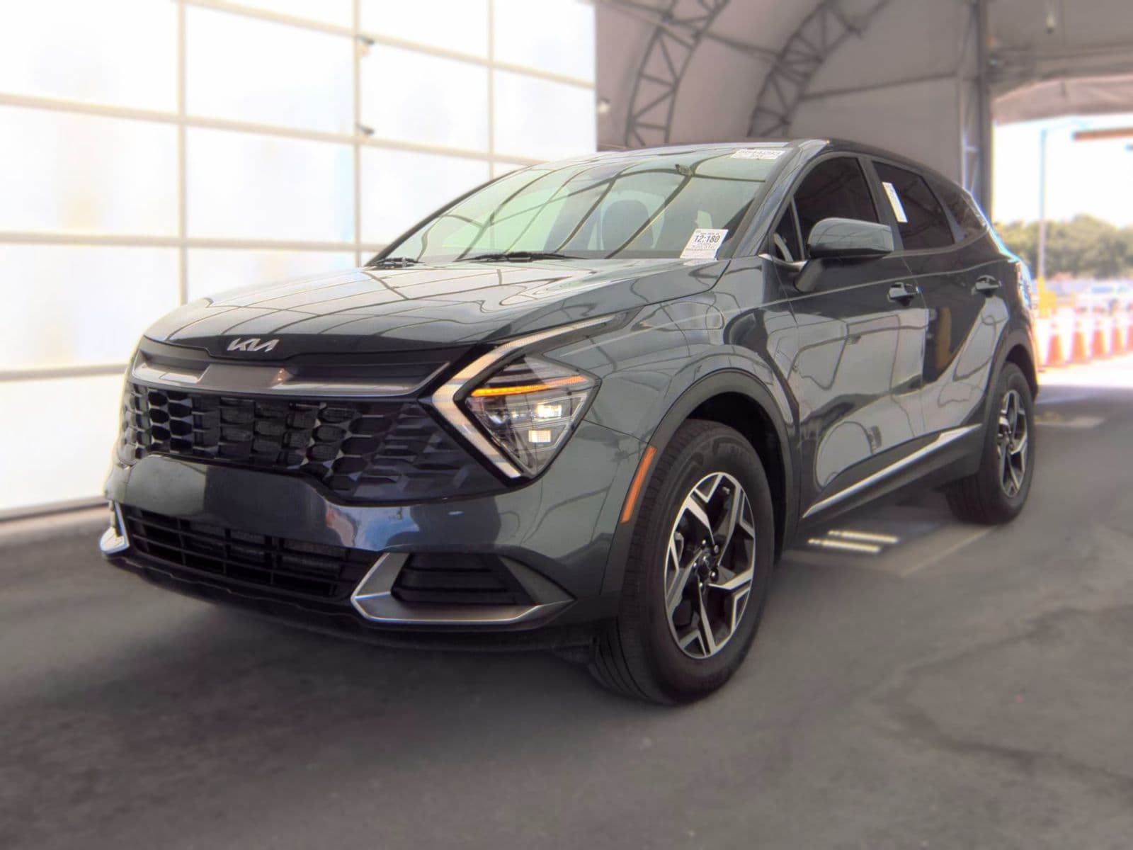 2025 KIA SPORTAGE LX
