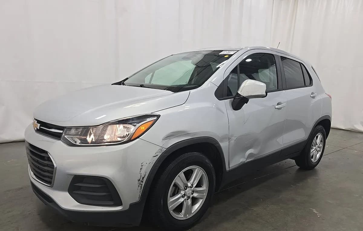2020 CHEVROLET TRAX LS 1