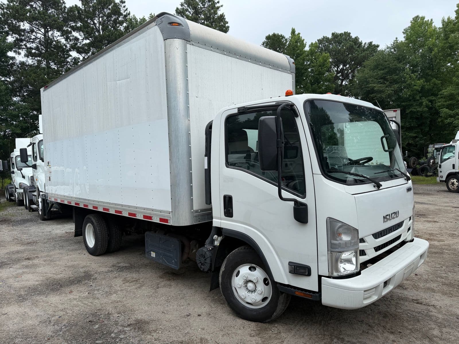 2019 ISUZU NPR HD Base