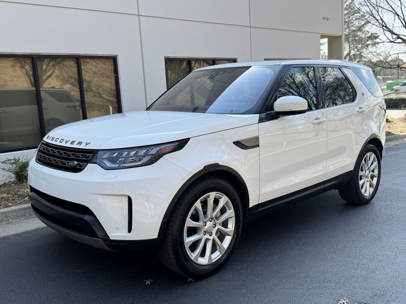 2019 LAND ROVER DISCOVERY SE