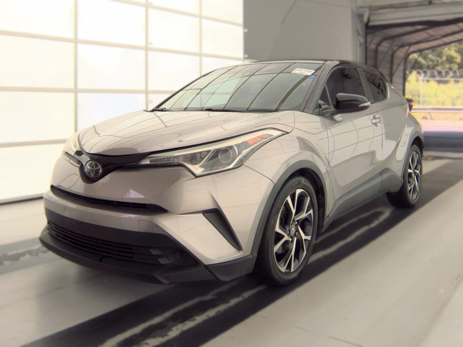 2019 TOYOTA C-HR XLE