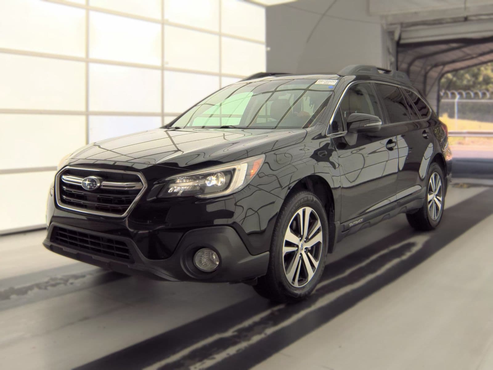 2019 SUBARU OUTBACK 2.5I Limited 1