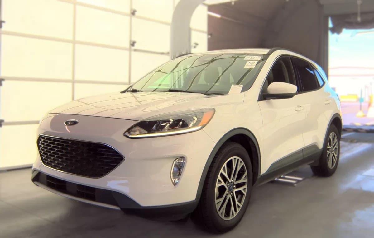 2020 FORD ESCAPE SEL 1
