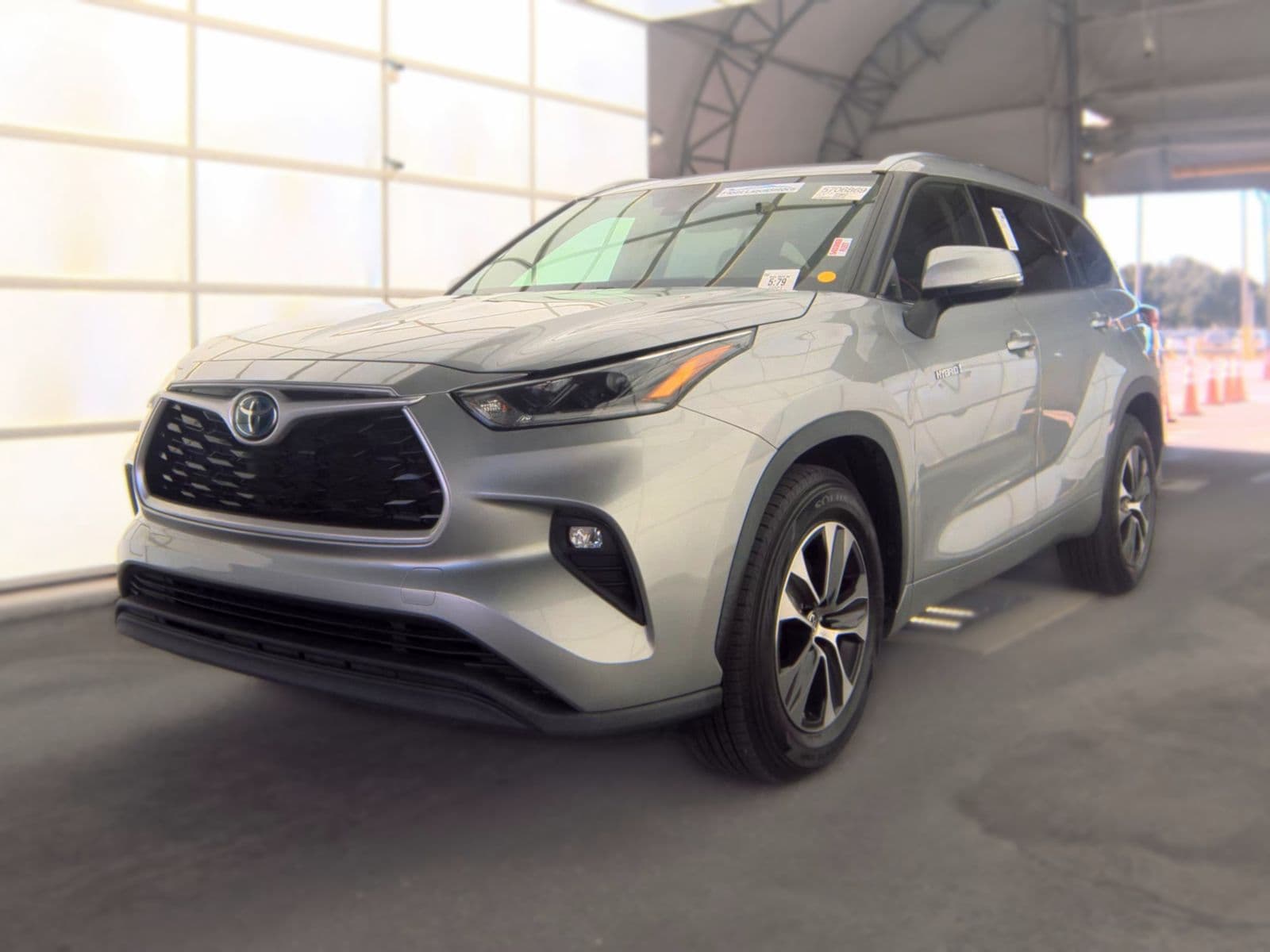2021 TOYOTA HIGHLANDER HYBRID XLE