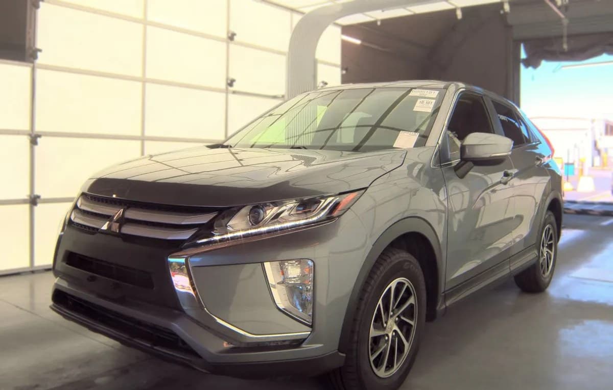 2020 MITSUBISHI ECLIPSE CROSS ES 1