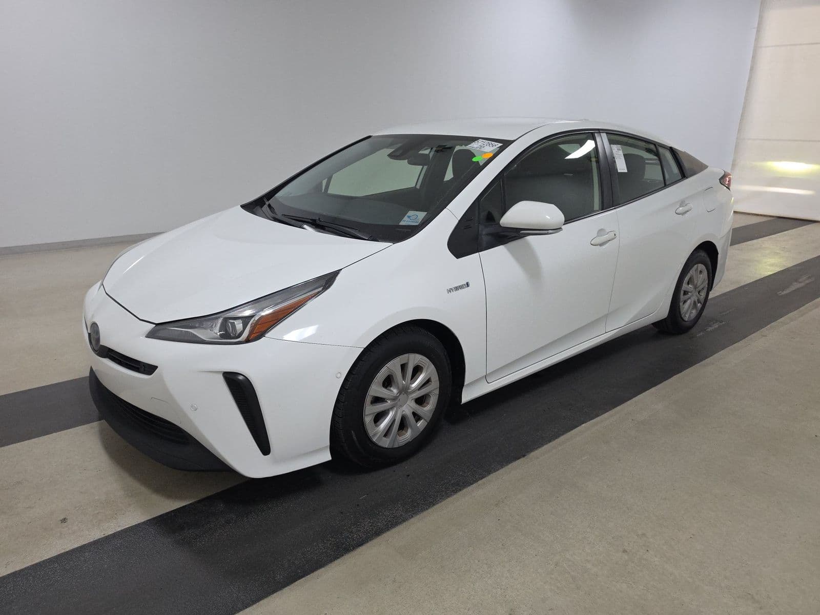 2021 TOYOTA PRIUS LE