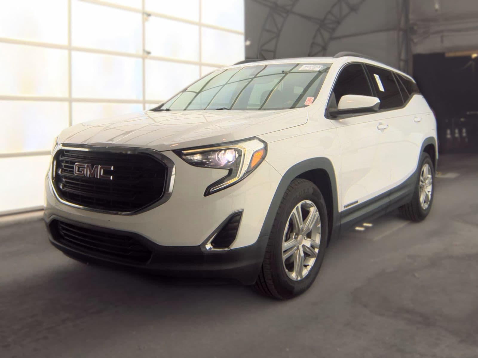2019 GMC TERRAIN SLE 1
