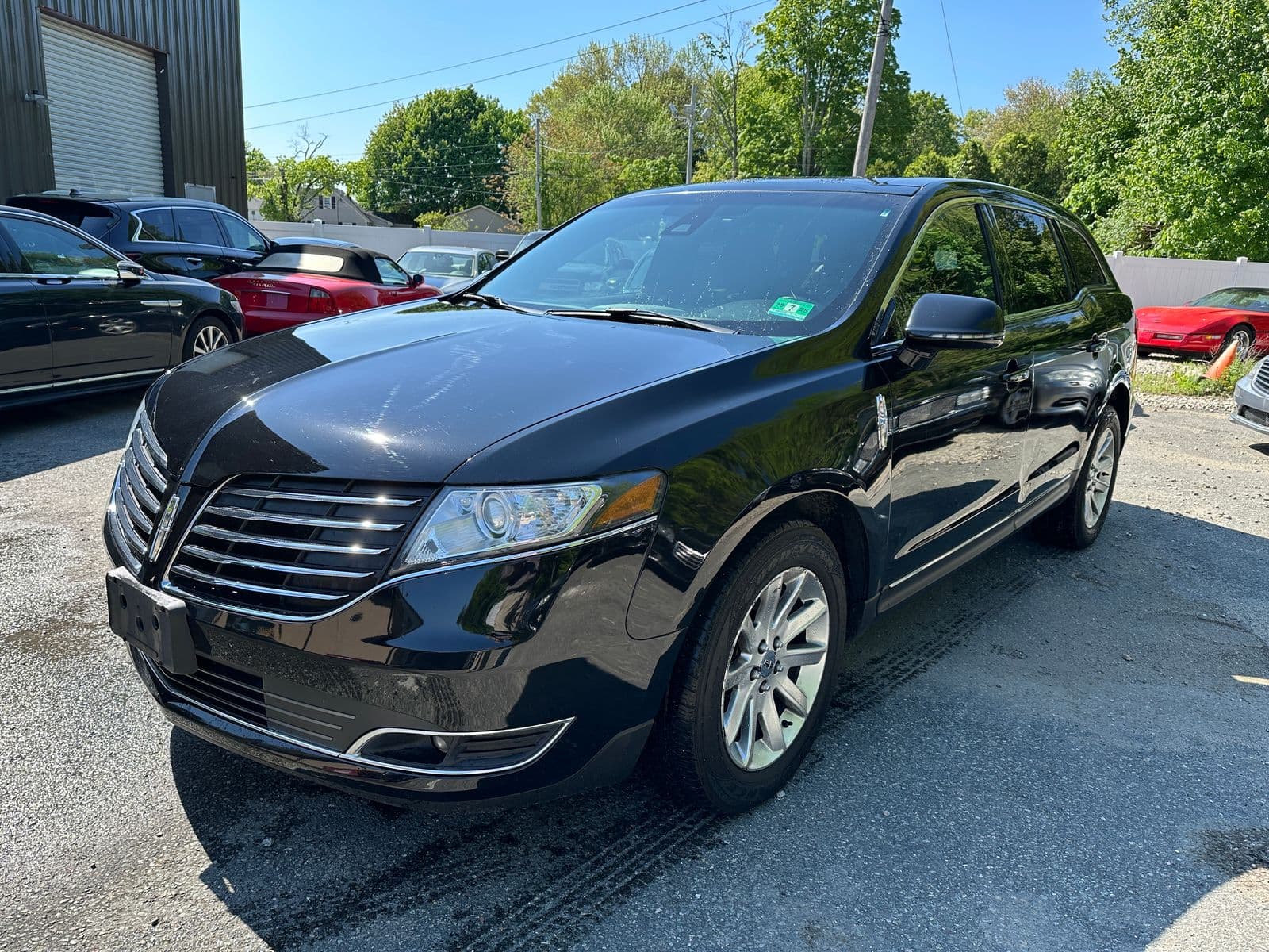 2018 LINCOLN MKT Base
