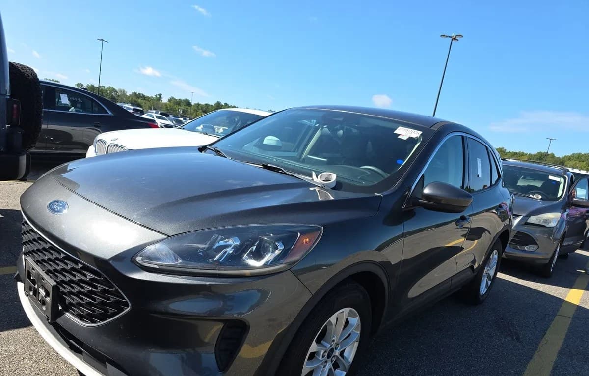 2020 FORD ESCAPE SE 1