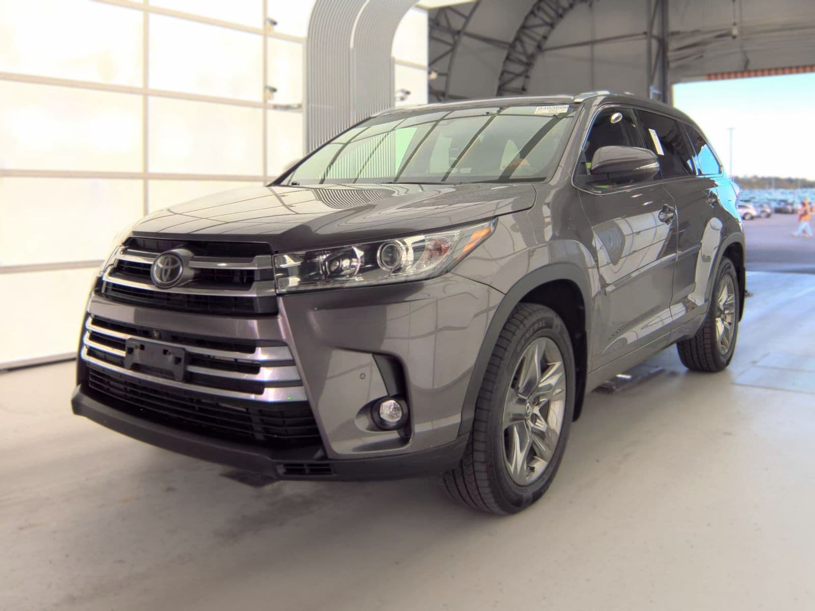 2019 TOYOTA HIGHLANDER LIMITED Platinum