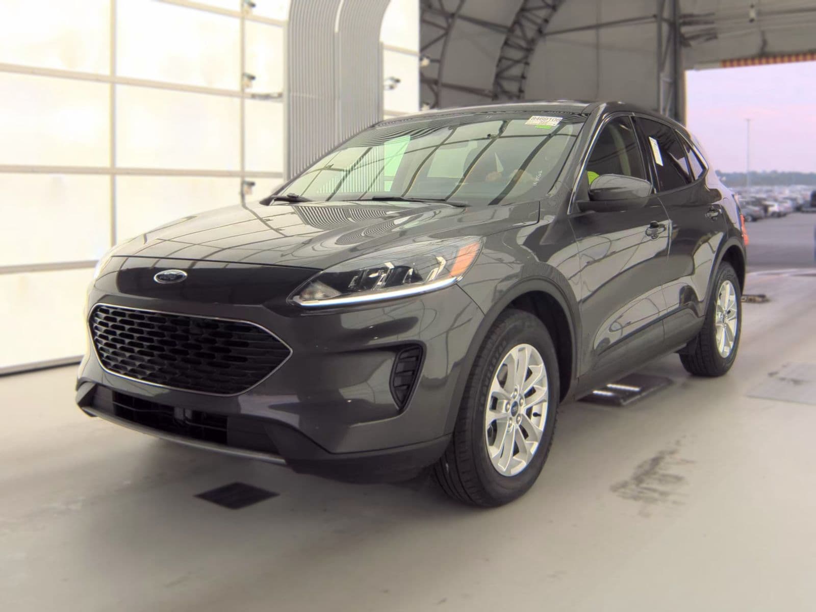 2020 FORD ESCAPE SE 1