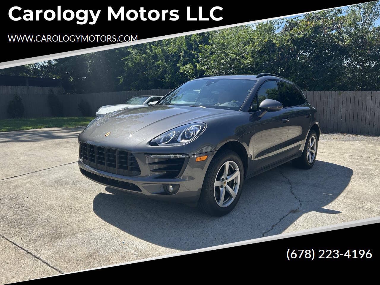 2018 PORSCHE MACAN Base 1