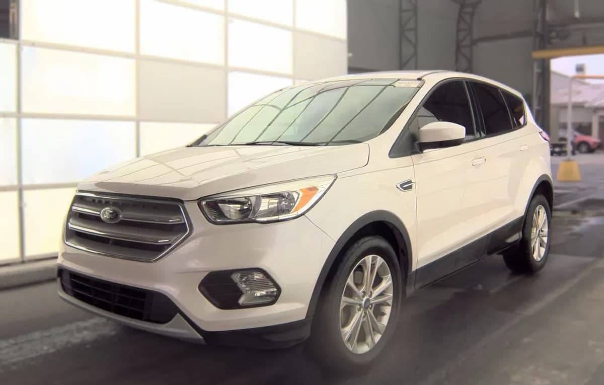 2019 FORD ESCAPE SE