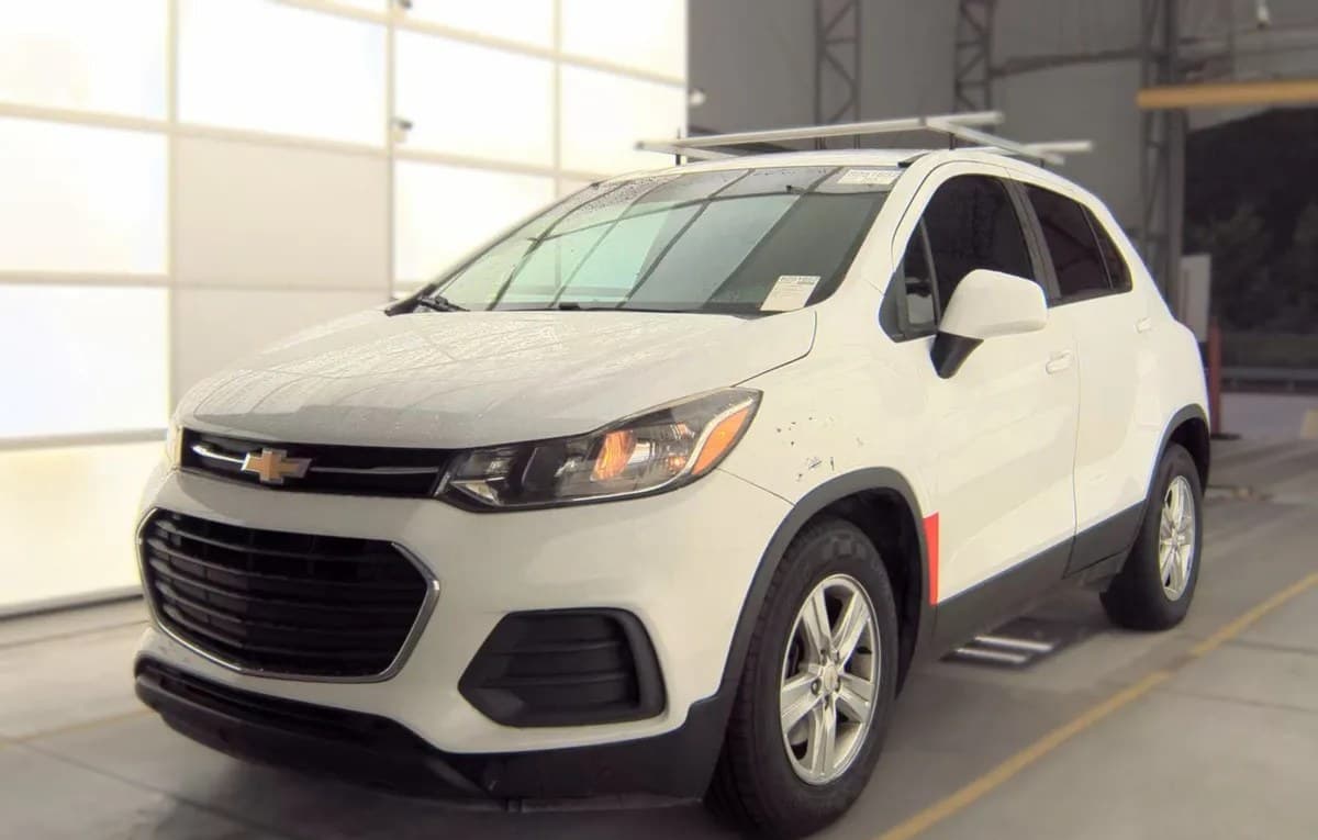 2020 CHEVROLET TRAX LS 1
