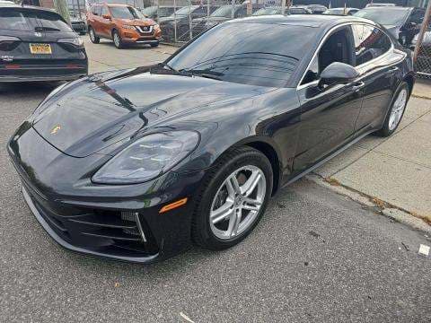 2025 PORSCHE PANAMERA 4