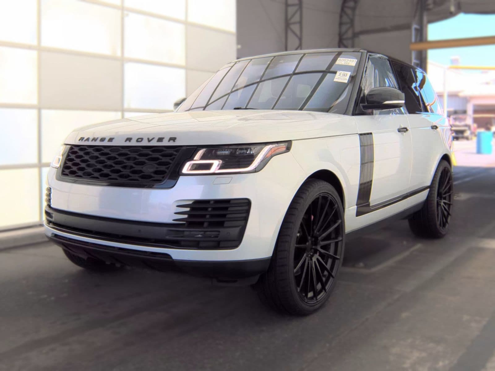 2021 LAND ROVER RANGE ROVER Base