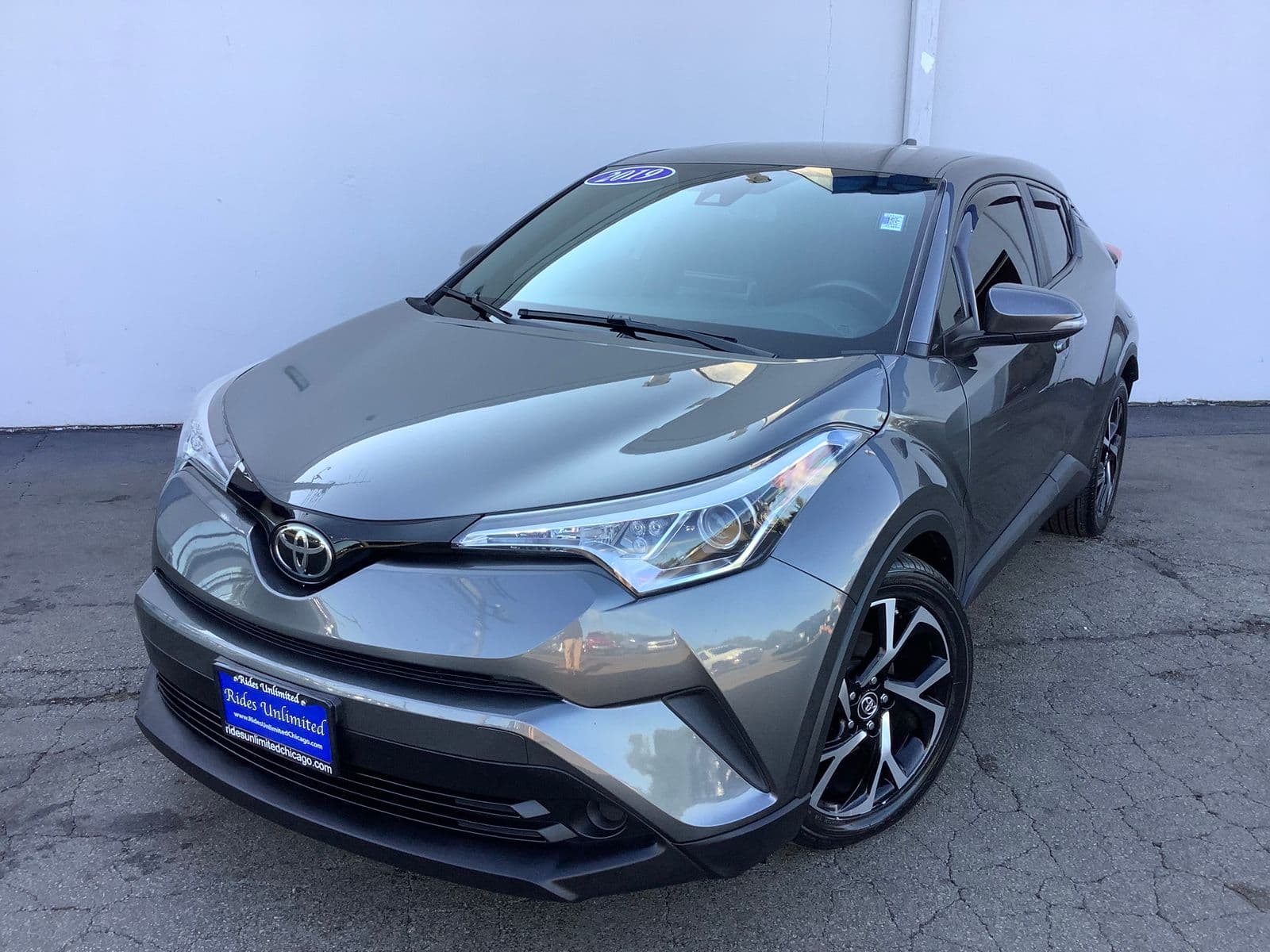 2019 TOYOTA C-HR XLE