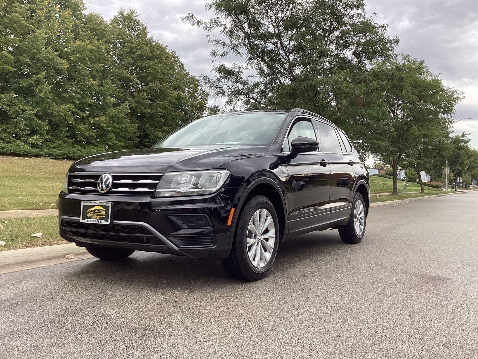 2019 VOLKSWAGEN TIGUAN 2.0T SE 1