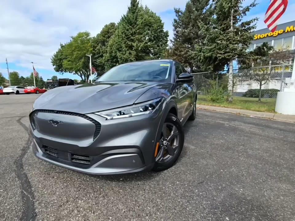 2023 FORD MUSTANG MACH-E Select 1