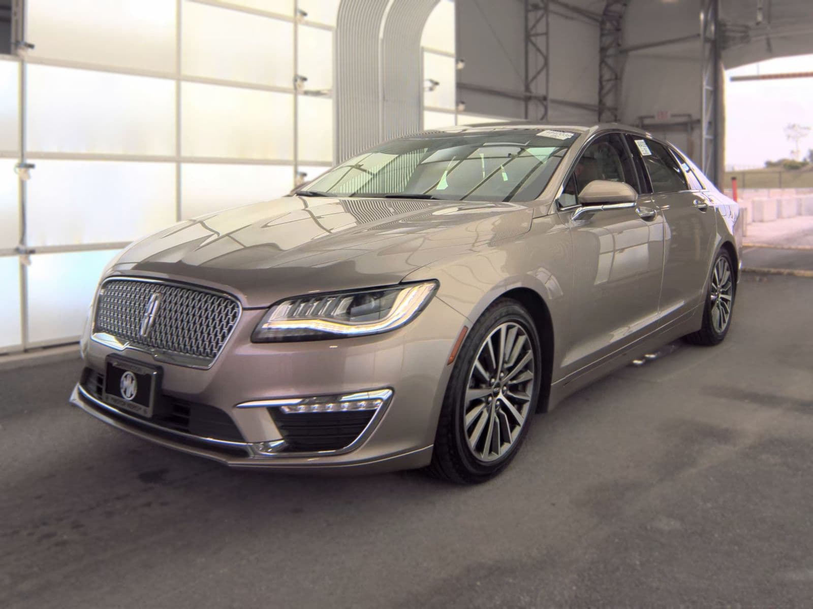 2019 LINCOLN MKZ RESERVE I 1