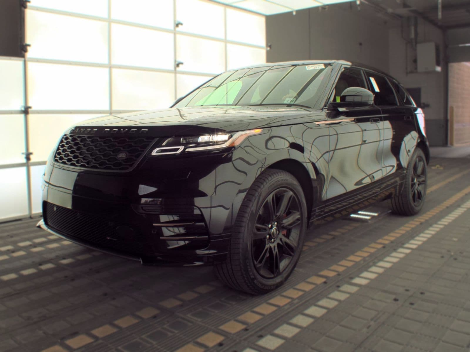2022 LAND ROVER RANGE ROVER VELAR R-DYNAMIC S