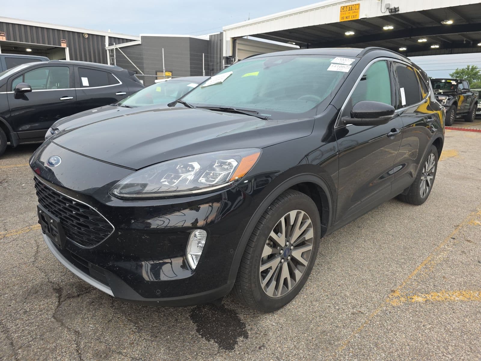 2020 FORD ESCAPE Titanium 1
