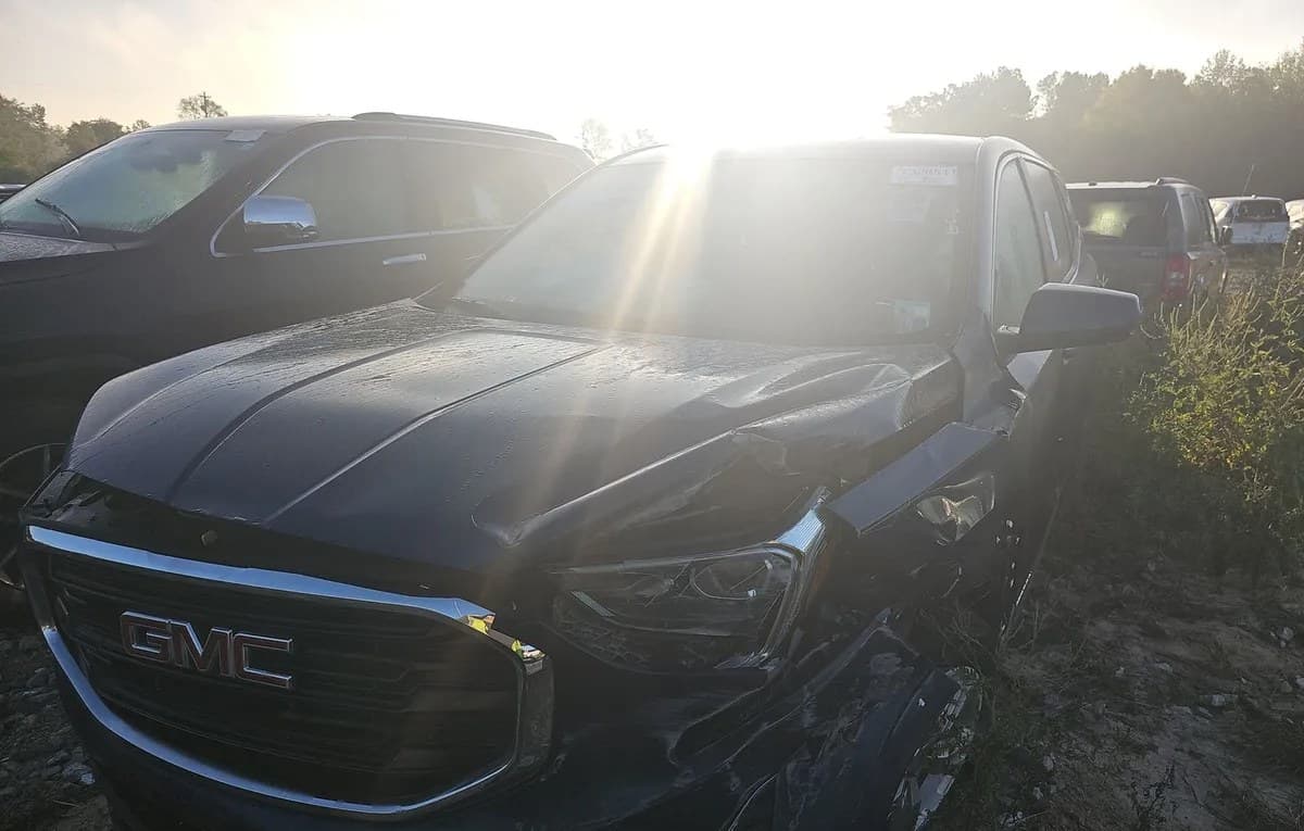 2021 GMC TERRAIN SLE 1