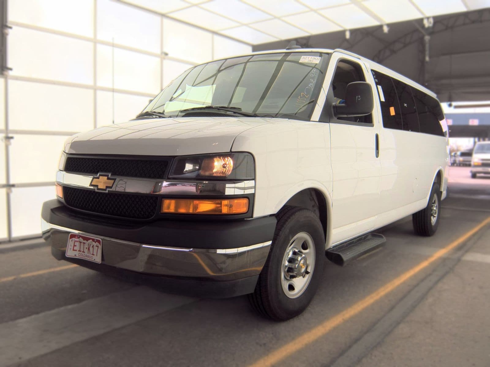 2025 CHEVROLET EXPRESS 3500 LT