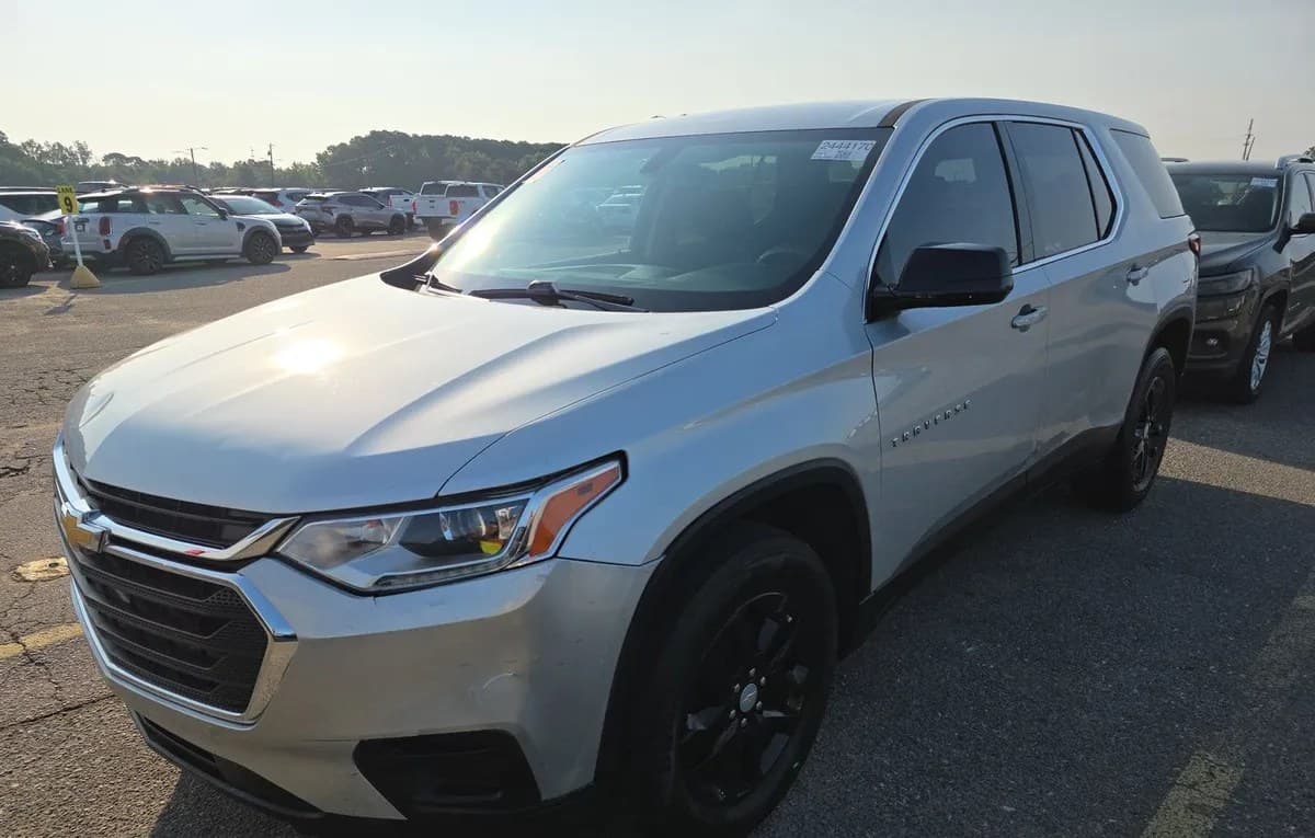2020 CHEVROLET TRAVERSE LS 1