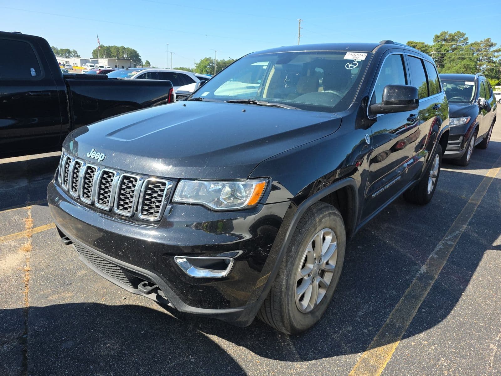 2021 JEEP GRAND CHEROKEE LAREDO E Edition 1