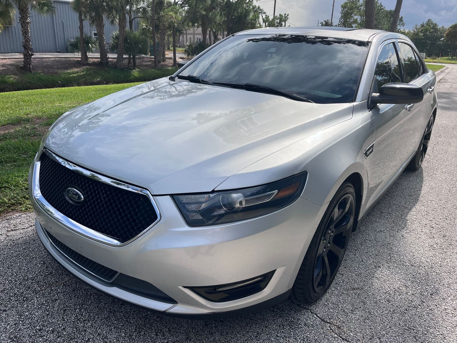 2019 FORD TAURUS SHO 1