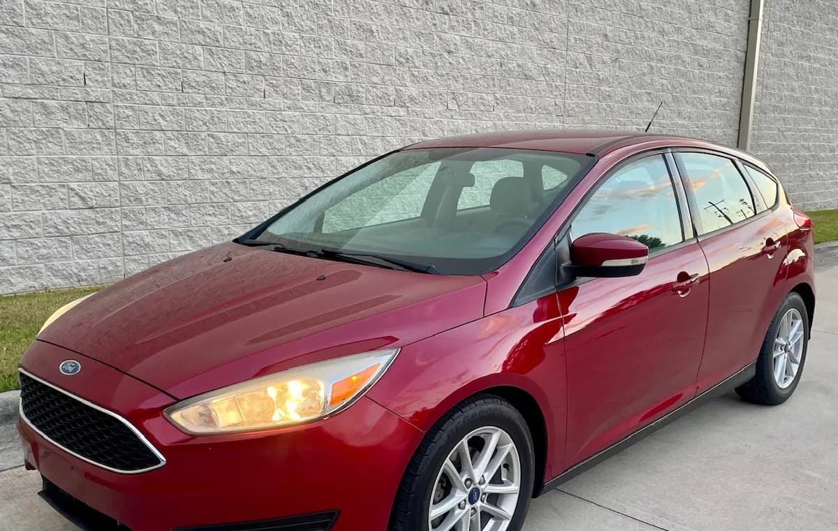 2017 FORD FOCUS SE 1