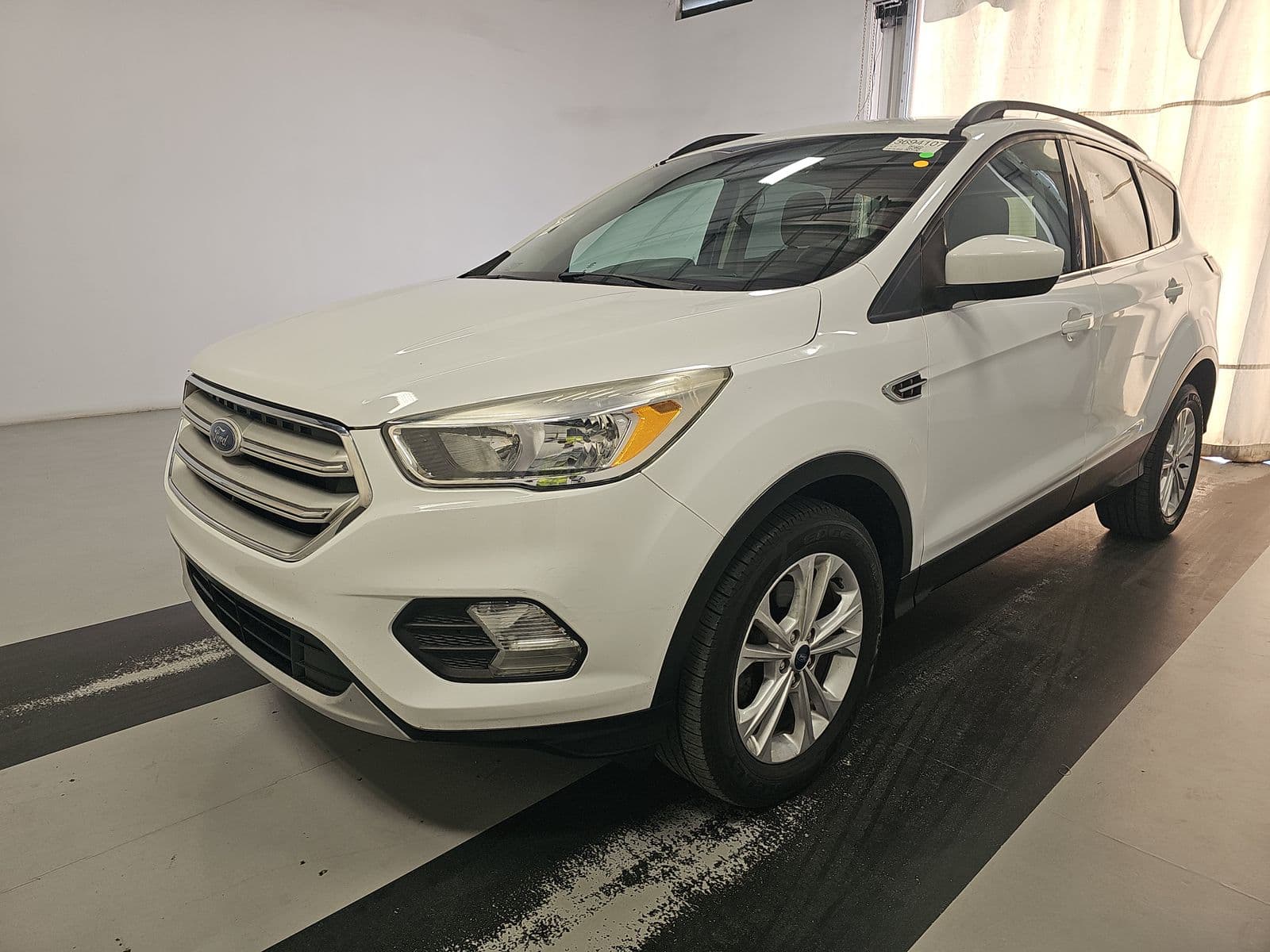2018 FORD ESCAPE SE 1