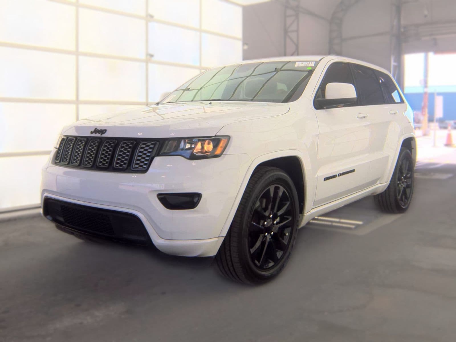 2021 JEEP GRAND CHEROKEE LAREDO X 1