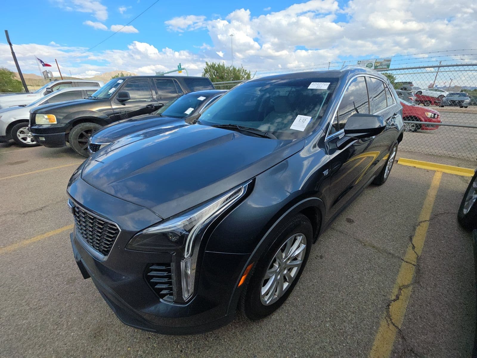 2019 CADILLAC XT4 Luxury 1