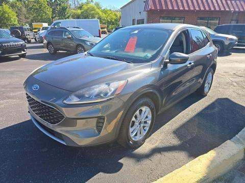 2020 FORD ESCAPE SE 1